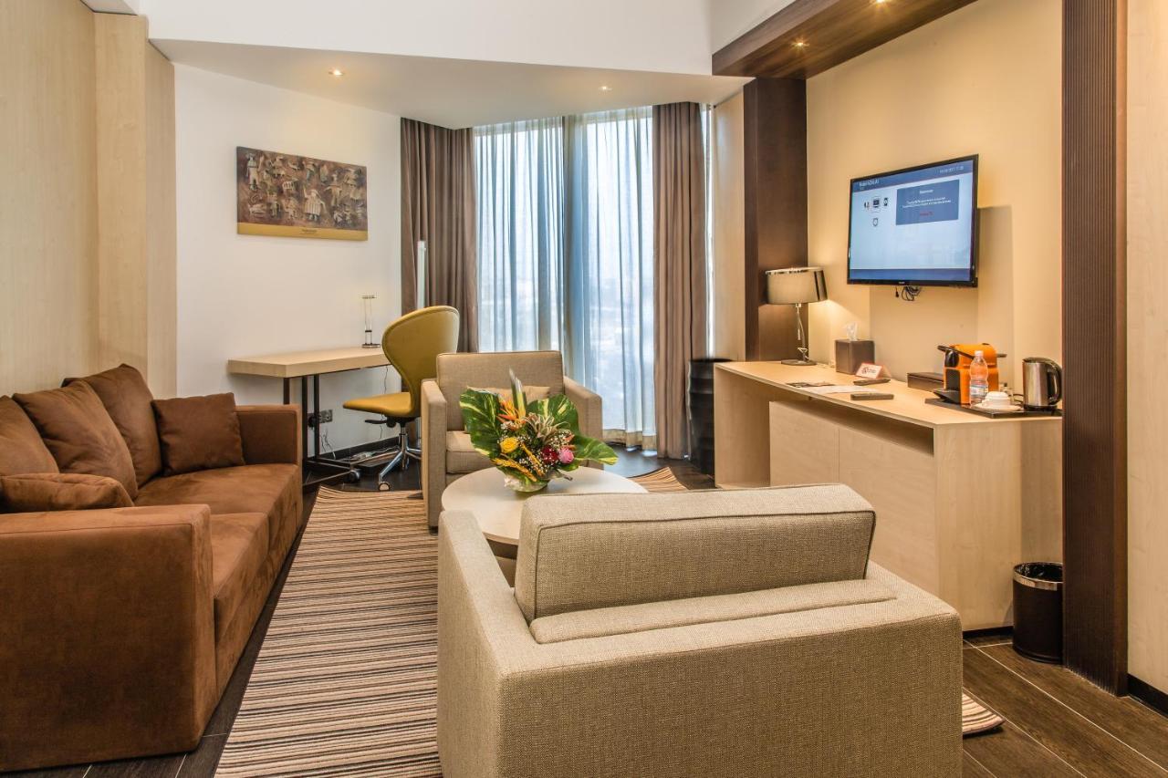 Azalai Hotel อาบีจาน ภายนอก รูปภาพ