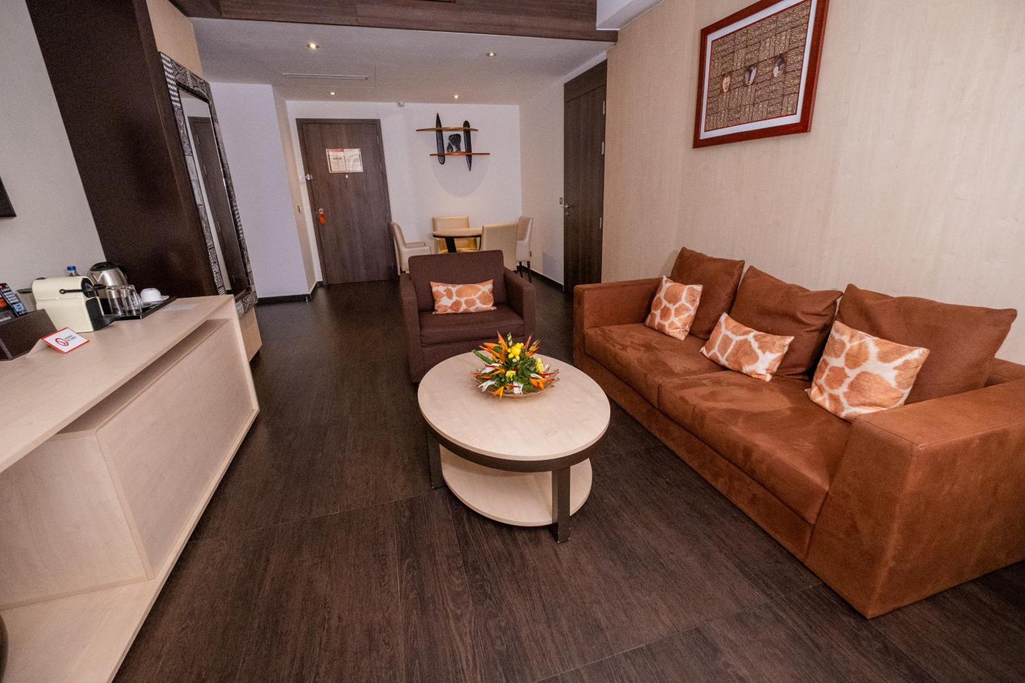 Azalai Hotel อาบีจาน ภายนอก รูปภาพ