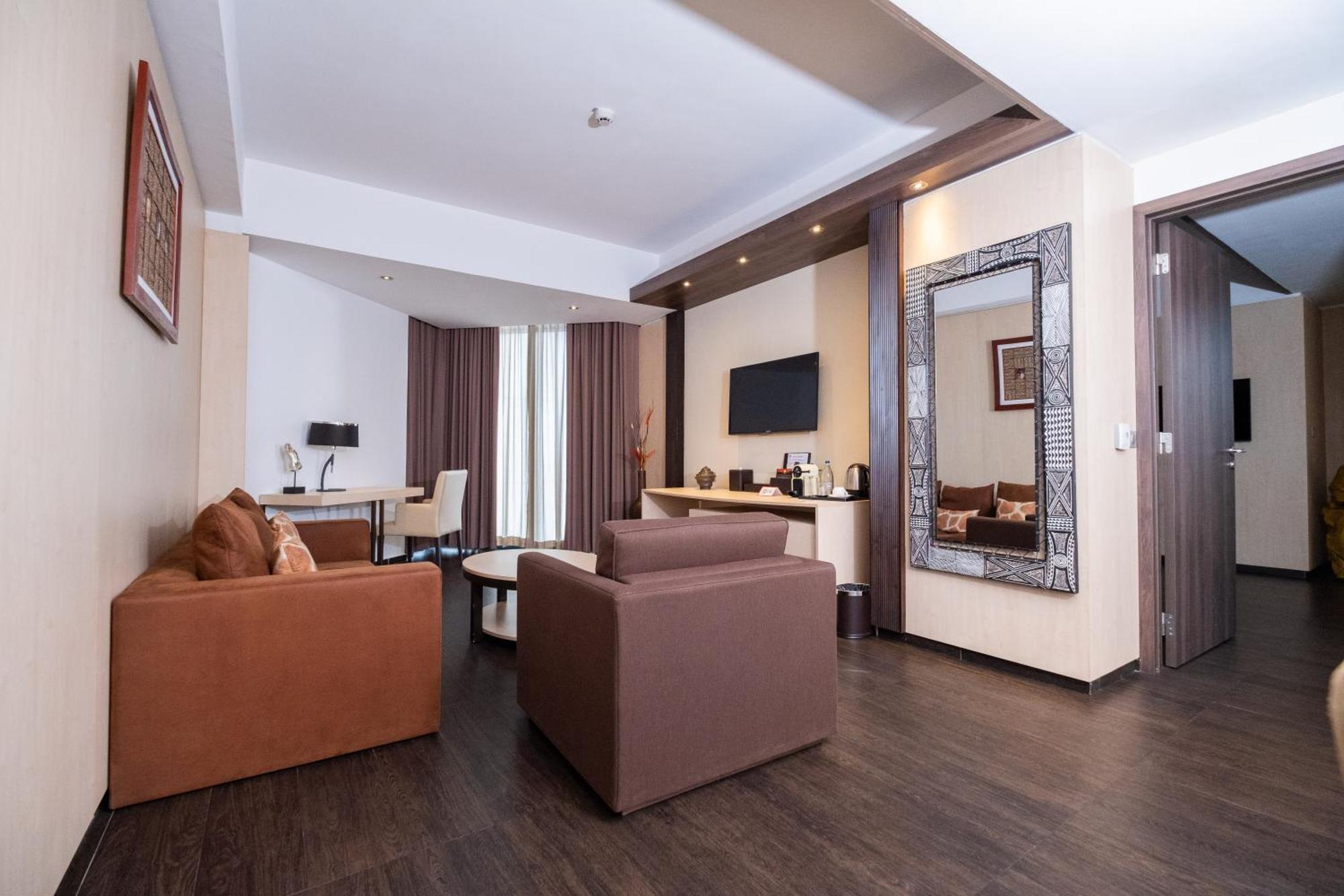 Azalai Hotel อาบีจาน ภายนอก รูปภาพ