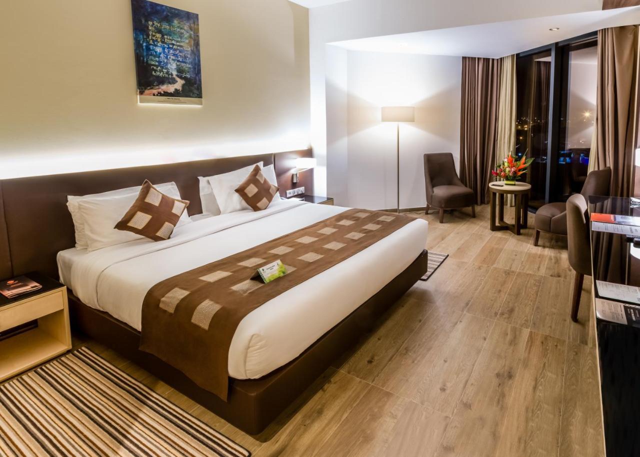 Azalai Hotel อาบีจาน ภายนอก รูปภาพ